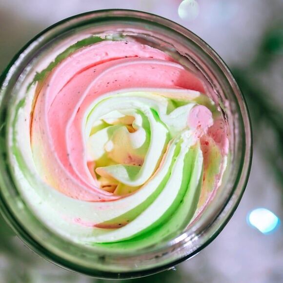 TRULY Beauty: Buns of Glowry Smoothing Butt Polish - Picture 5 of 10